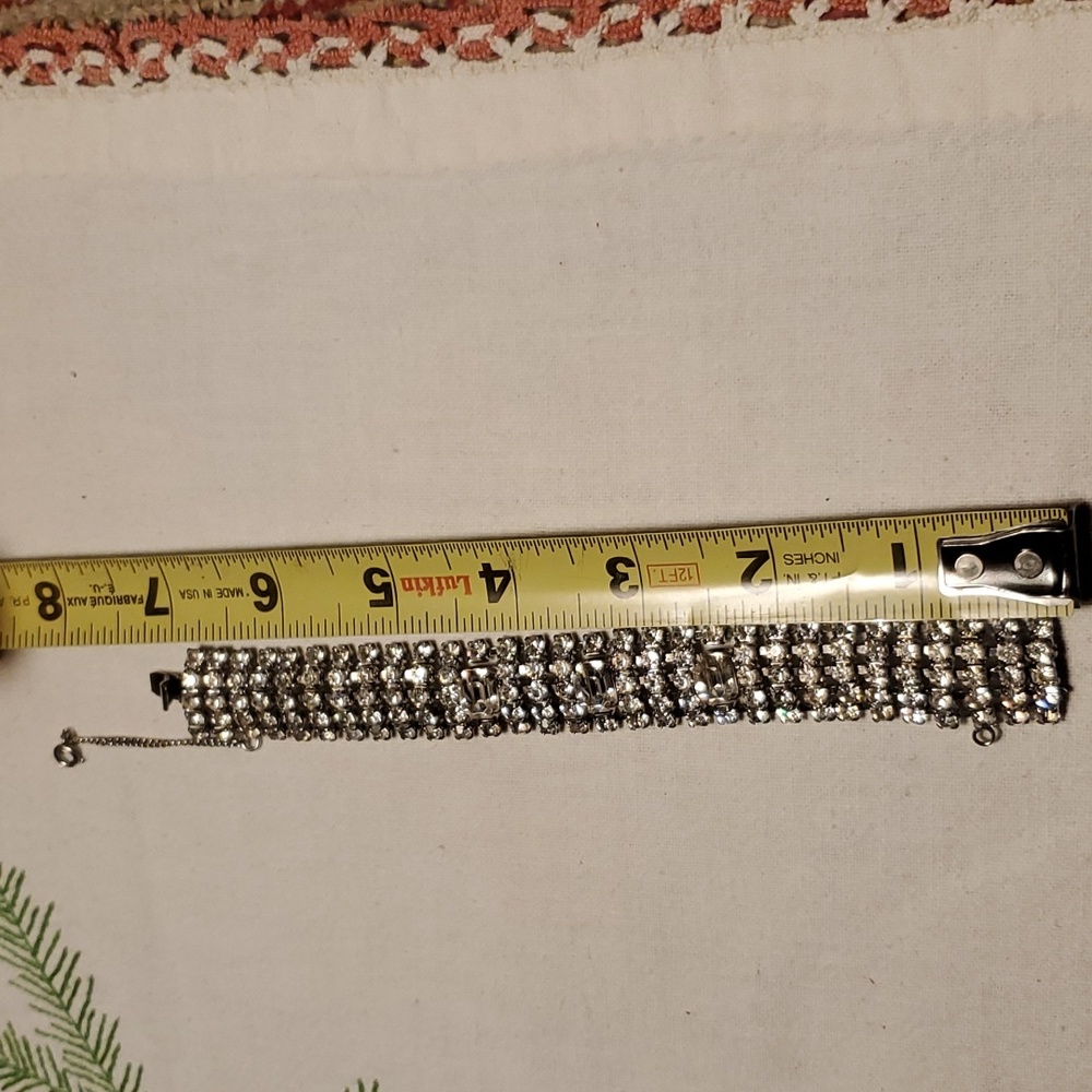 Weiss Rhinstone Bracelet - Picture 9 of 12